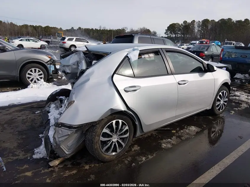 2017 TOYOTA COROLLA LE
