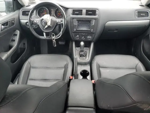 2017 VOLKSWAGEN JETTA SE  