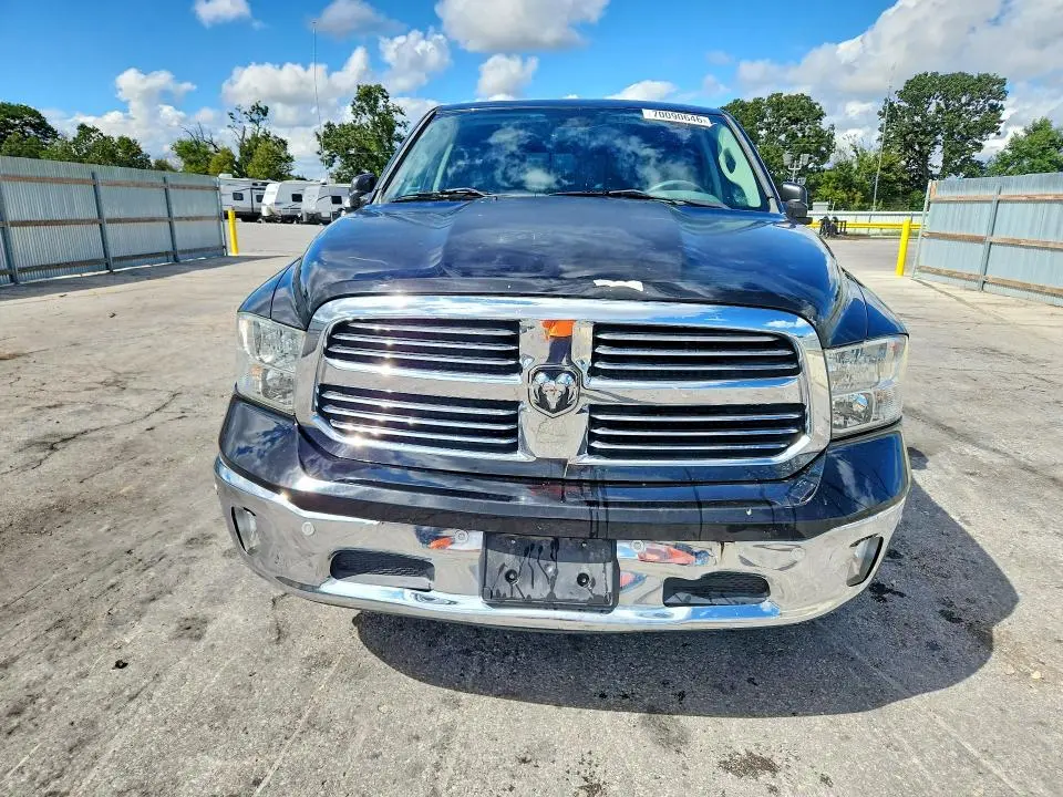 2014 RAM 1500 SLT  