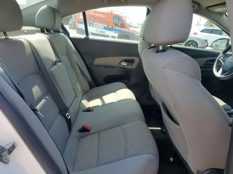 2015 CHEVROLET CRUZE LT  