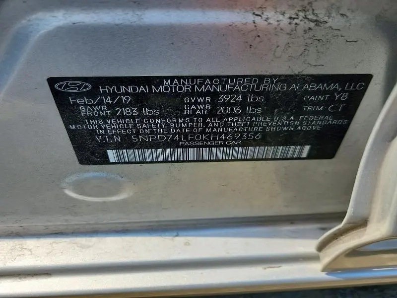 2019 HYUNDAI ELANTRA SE  