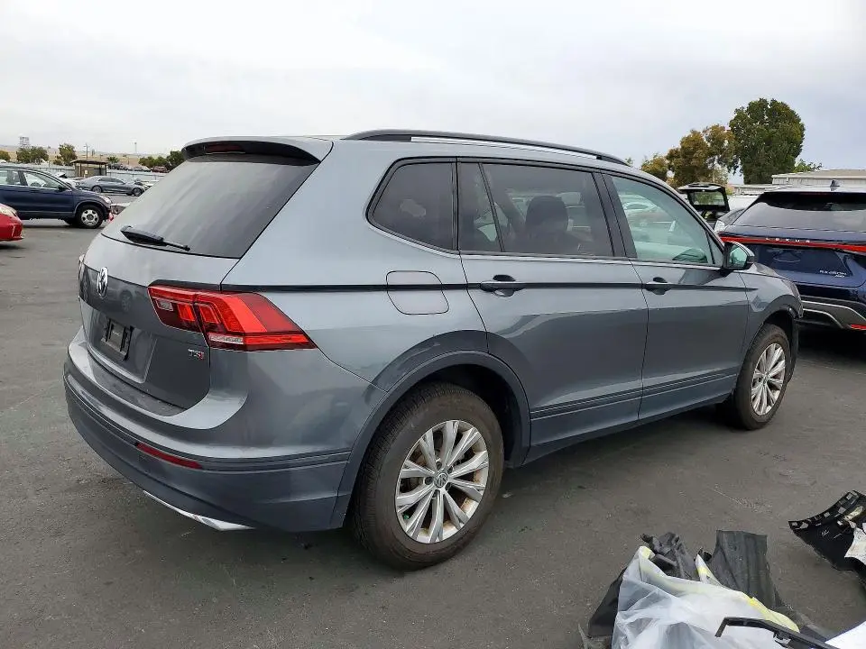 2018 VOLKSWAGEN TIGUAN S  