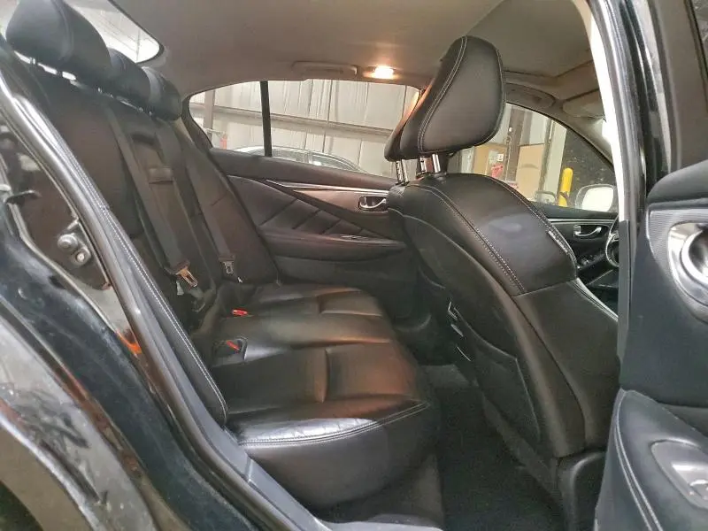 2017 INFINITI Q50 RED SPORT 400  