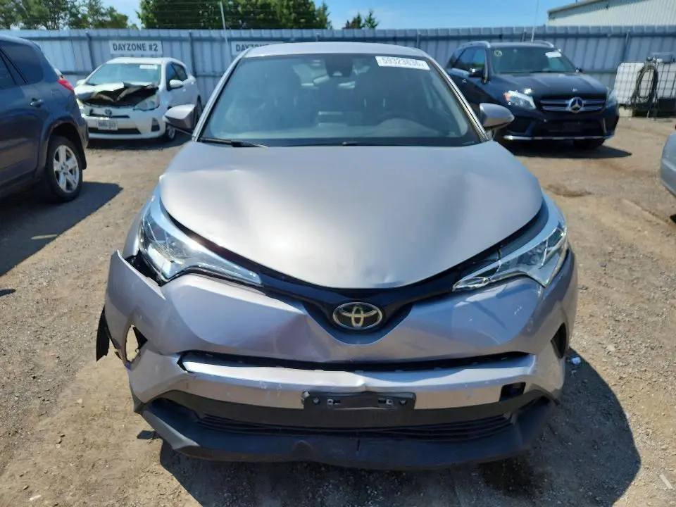 2019 TOYOTA C-HR LE  
