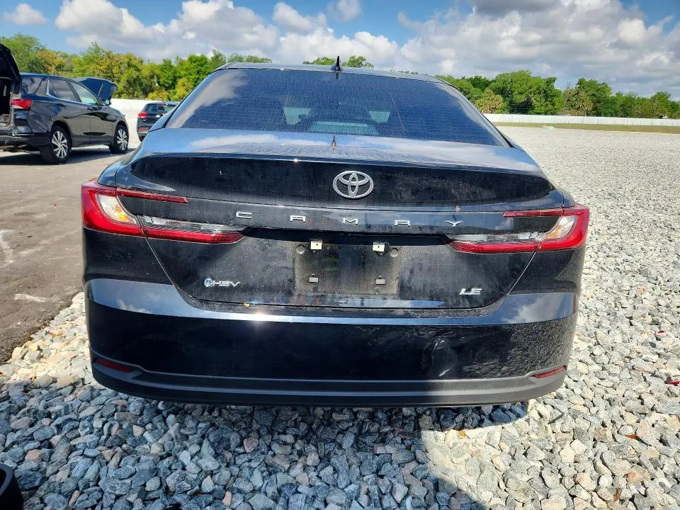 2025 TOYOTA CAMRY LE  