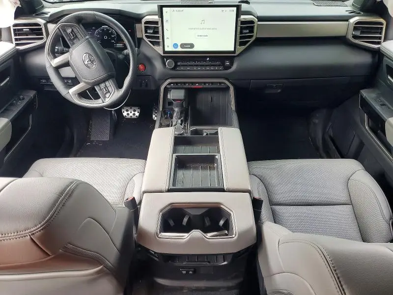 2025 TOYOTA TUNDRA LIMITED  