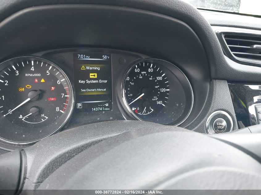 2017 NISSAN ROGUE SL