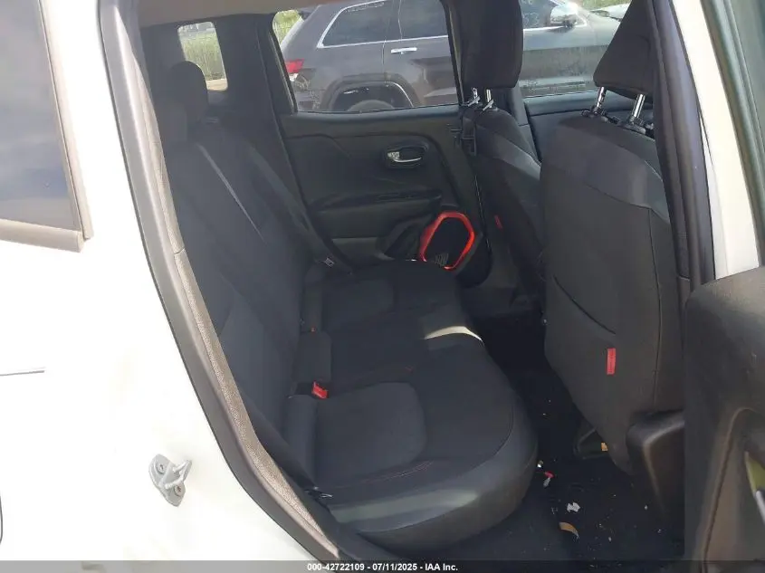 2018 JEEP RENEGADE TRAILHAWK 4X4