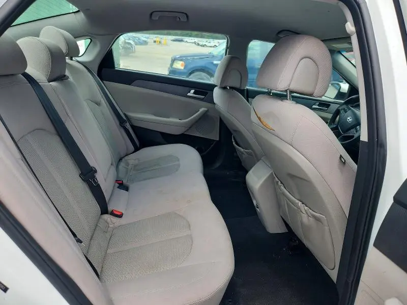 2017 HYUNDAI SONATA SE  