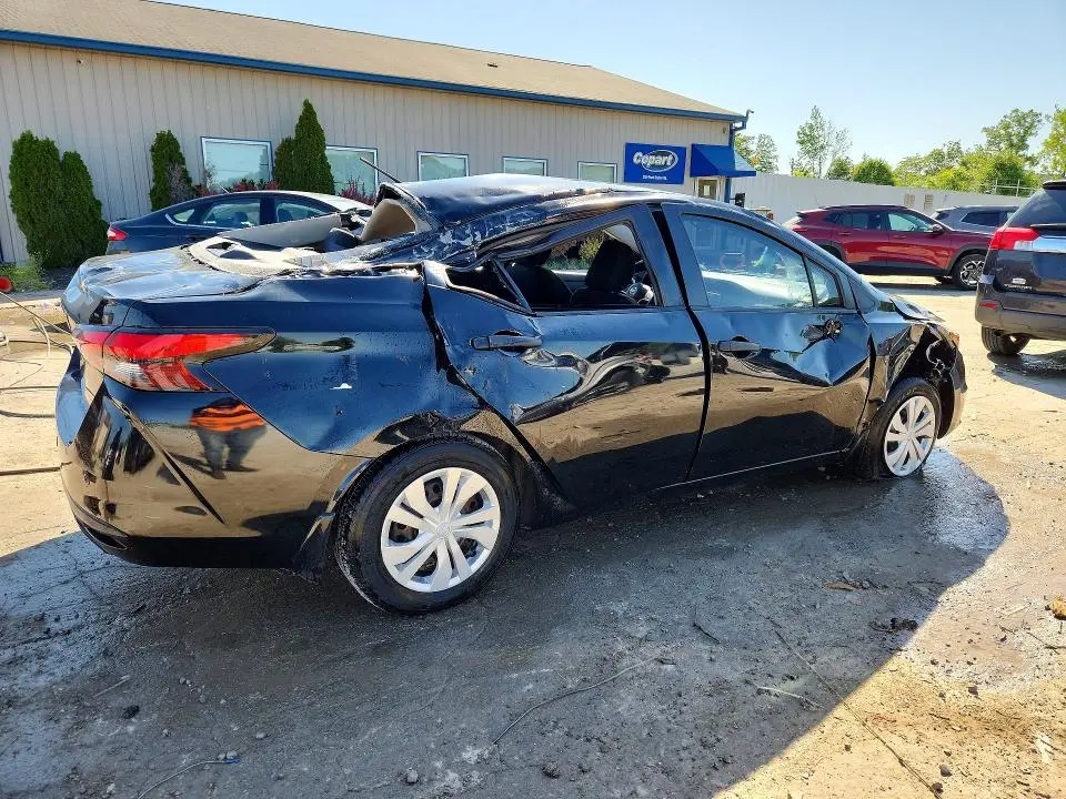 2020 NISSAN VERSA S  