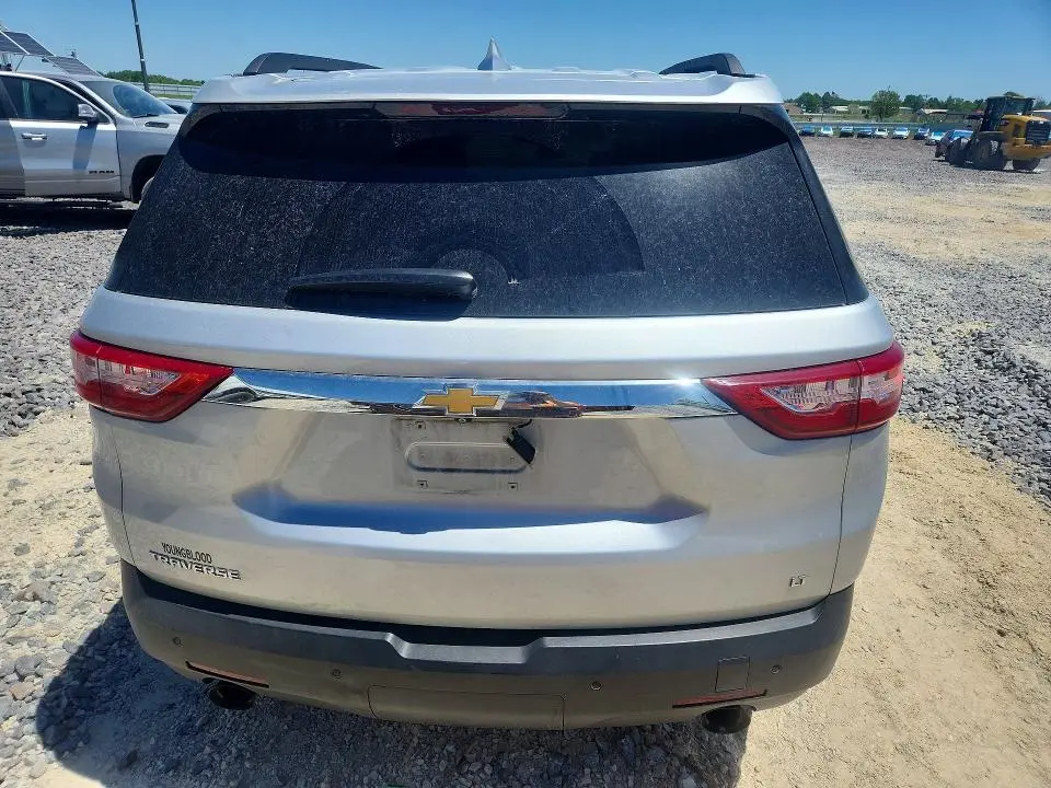 2020 CHEVROLET TRAVERSE LT  