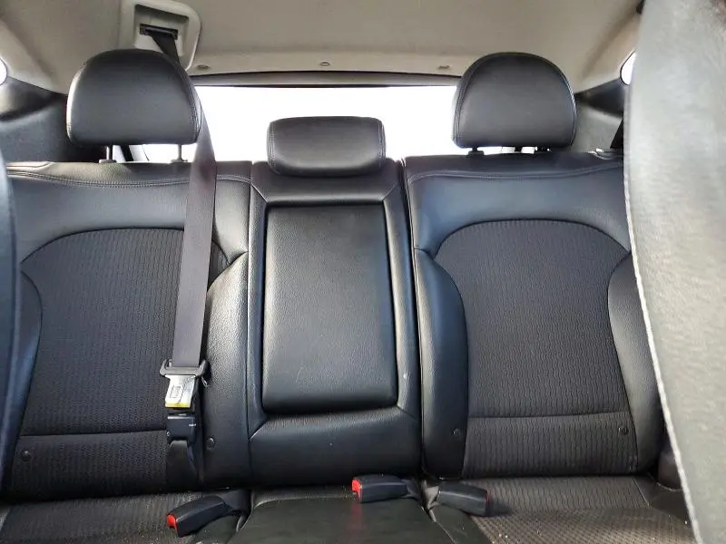 2011 HYUNDAI TUCSON GLS  