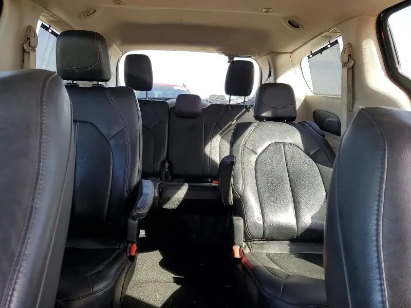 2018 CHRYSLER PACIFICA TOURING L  