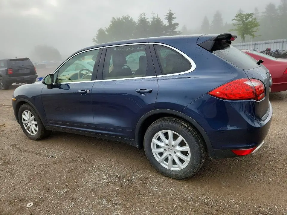 2013 PORSCHE CAYENNE   