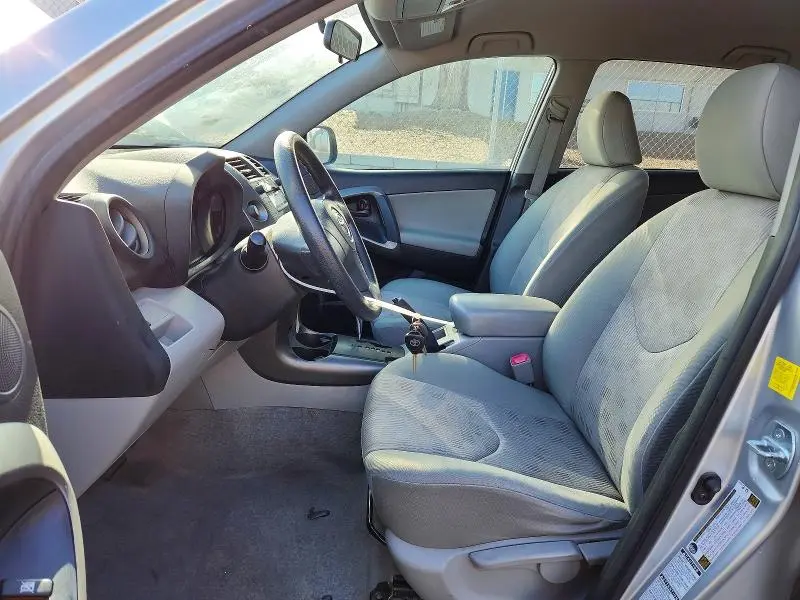 2011 TOYOTA RAV4 BASE  