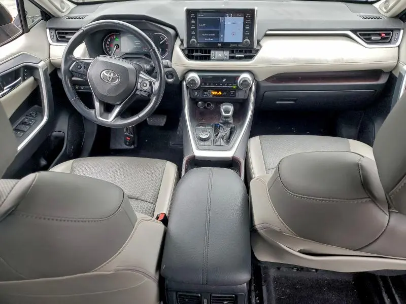 2019 TOYOTA RAV4 LIMITED  