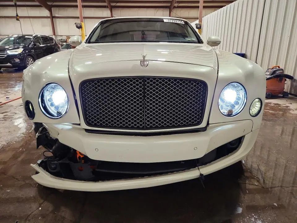2016 BENTLEY MULSANNE   