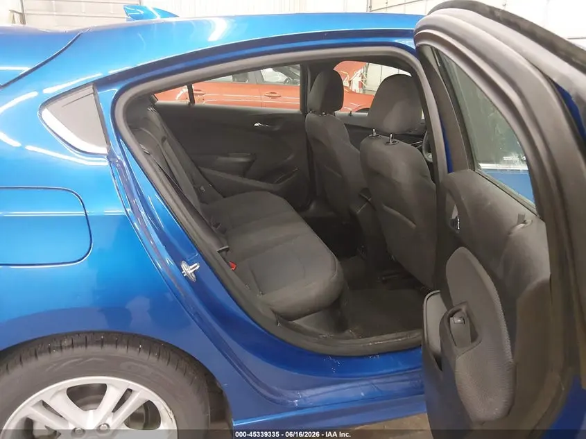 2017 CHEVROLET CRUZE LT AUTO