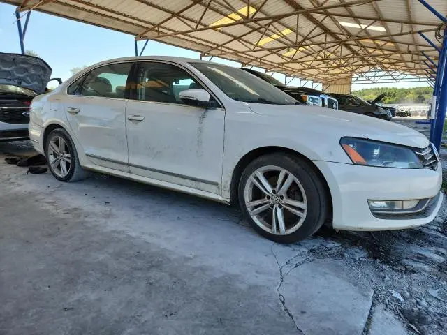 2012 VOLKSWAGEN PASSAT SEL  