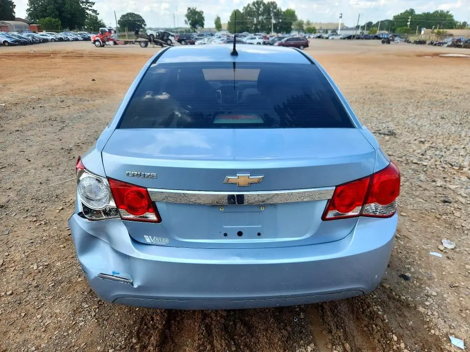 2012 CHEVROLET CRUZE LS  