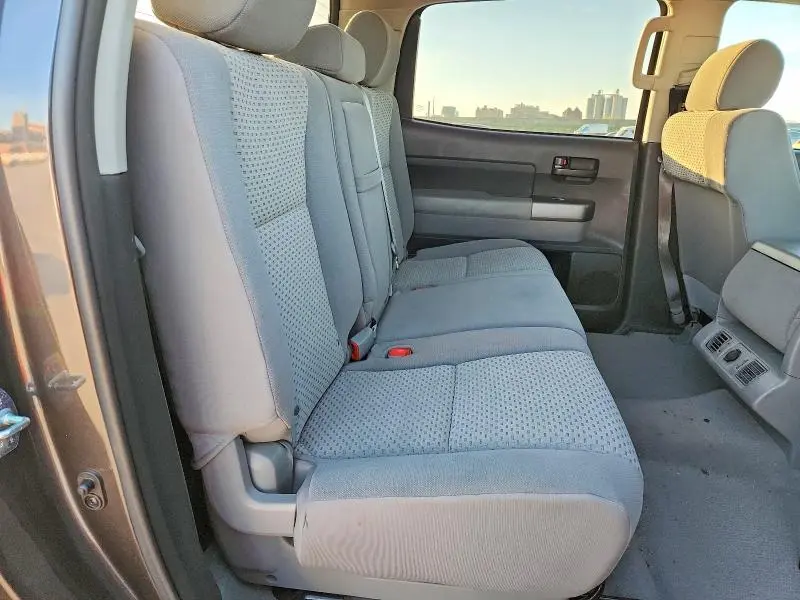 2011 TOYOTA TUNDRA GRADE  