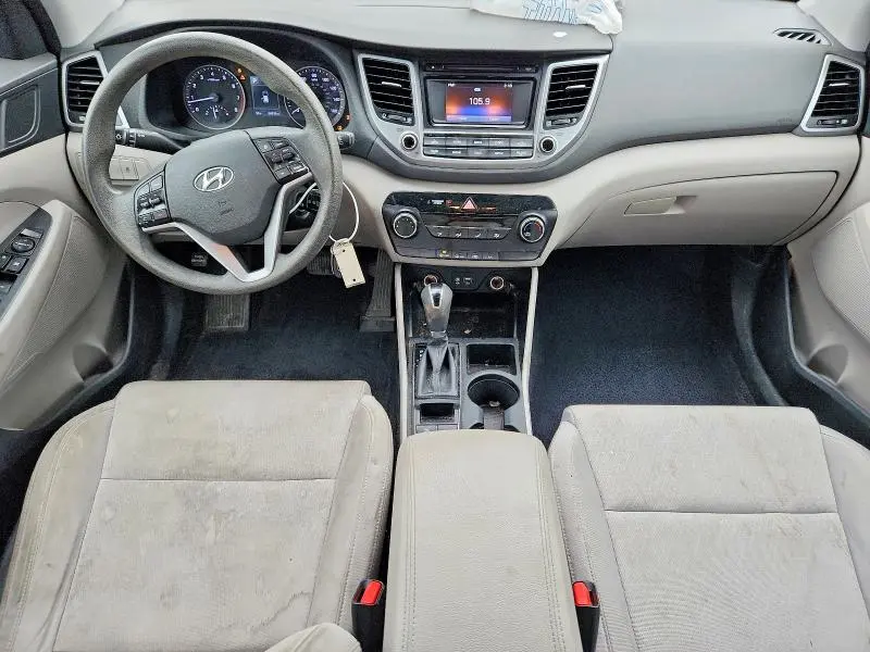 2018 HYUNDAI TUCSON SE  
