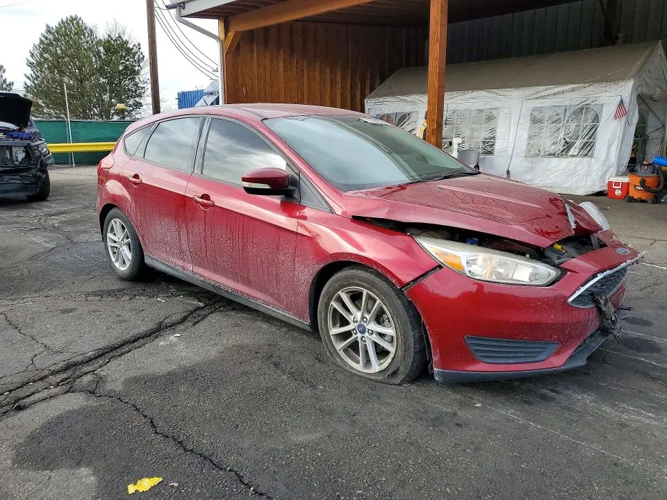 2017 FORD FOCUS SE  