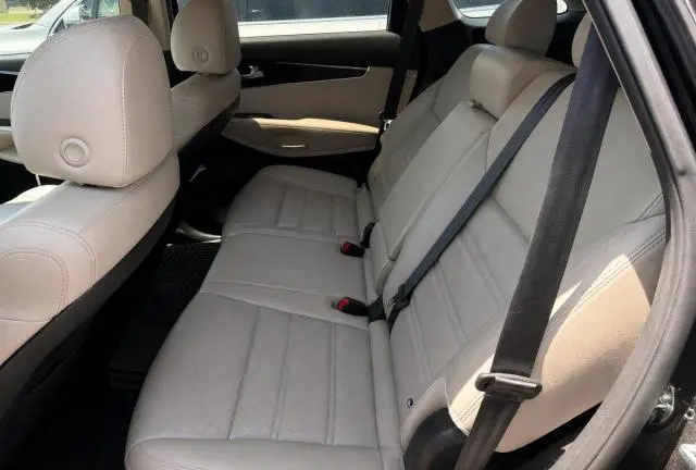2020 KIA SORENTO EX V6  