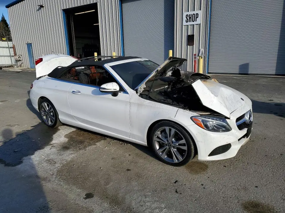 2018 MERCEDES-BENZ C 300  