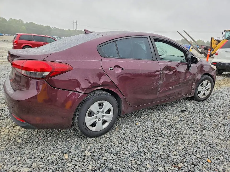2017 KIA FORTE LX  