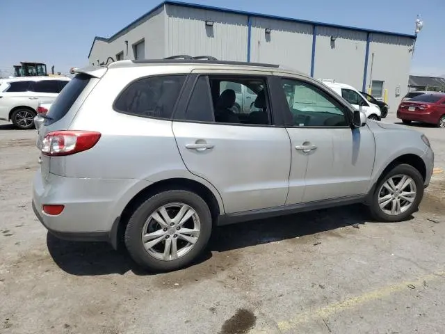 2011 HYUNDAI SANTA FE SE  