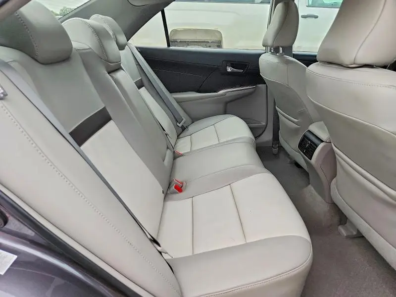 2014 TOYOTA CAMRY XLE V6  