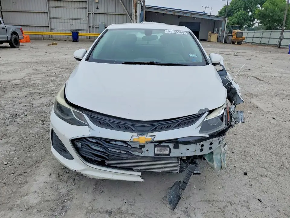 2019 CHEVROLET CRUZE LT  