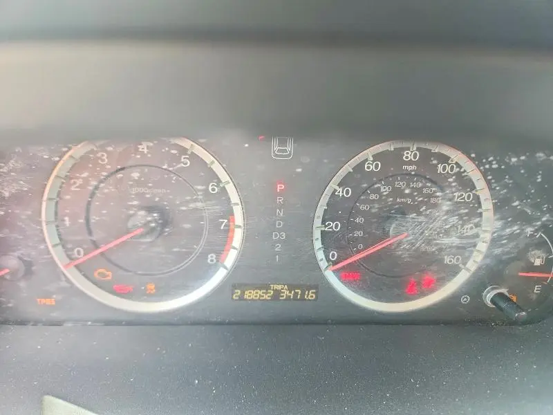 2011 HONDA ACCORD LX  