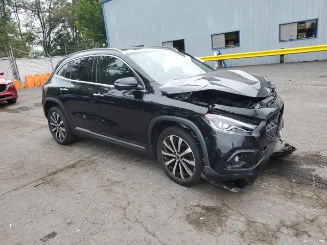 2023 MERCEDES-BENZ GLA 250 4MATIC  