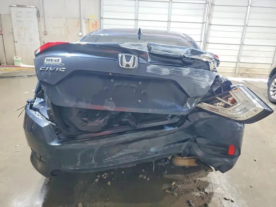 2017 HONDA CIVIC EX  