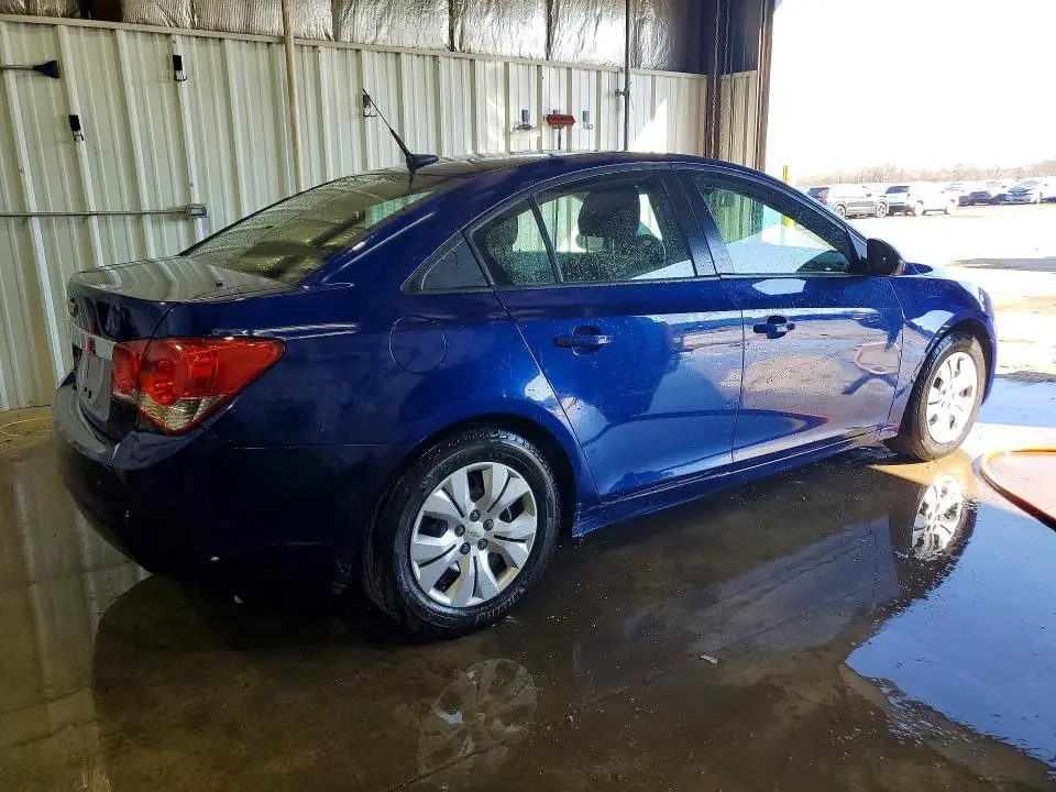 2013 CHEVROLET CRUZE LS  