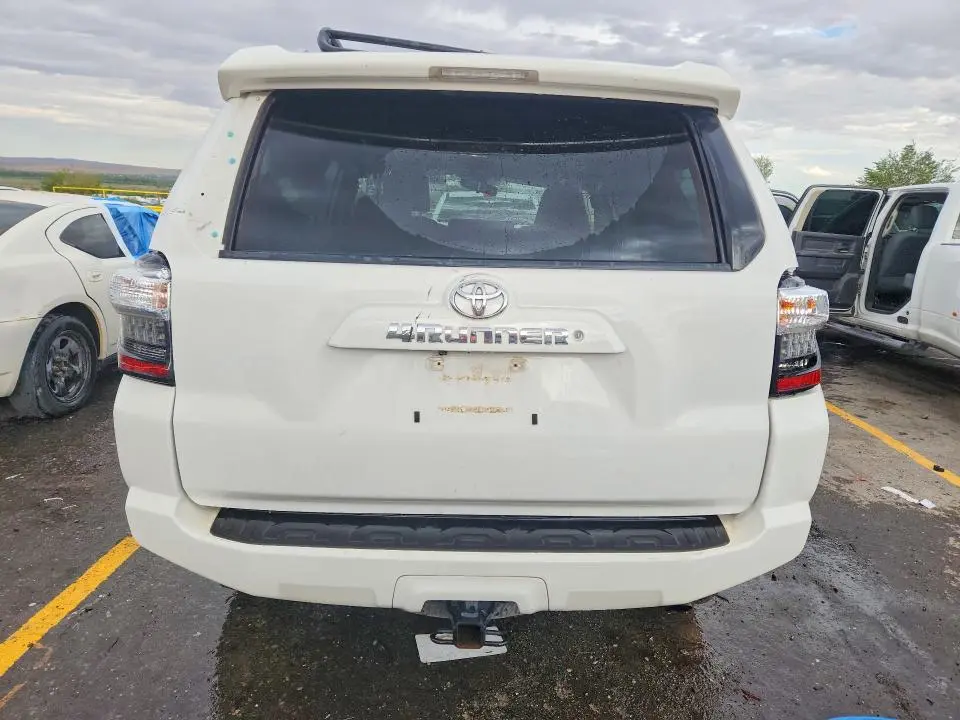 2016 TOYOTA 4RUNNER SR5  