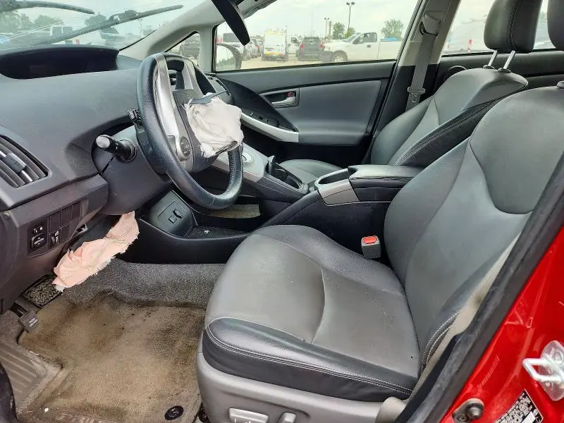 2015 TOYOTA PRIUS   