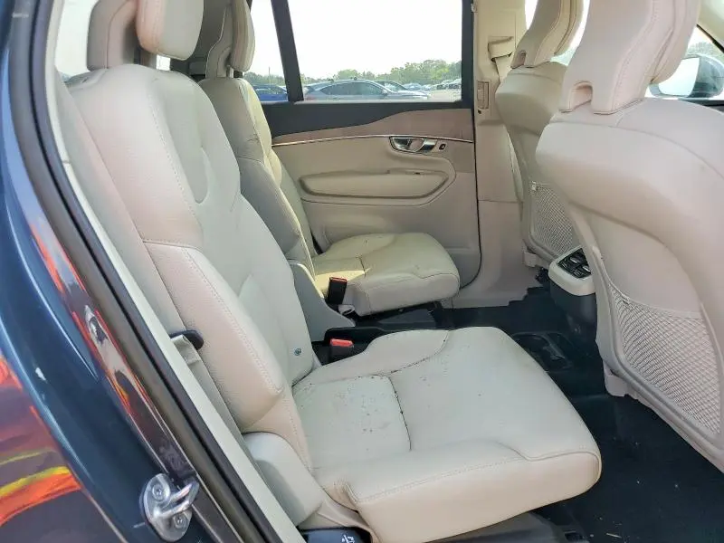 2023 VOLVO XC90 PLUS  