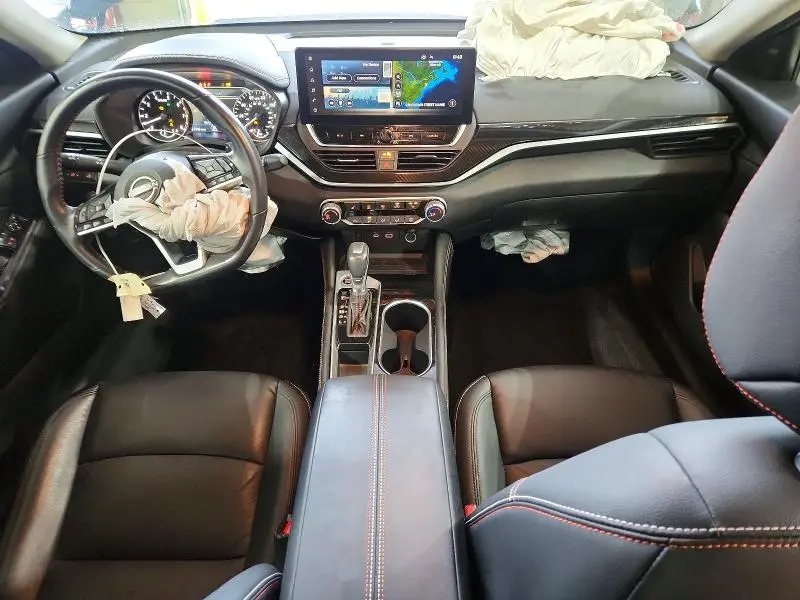 2023 NISSAN ALTIMA SR  