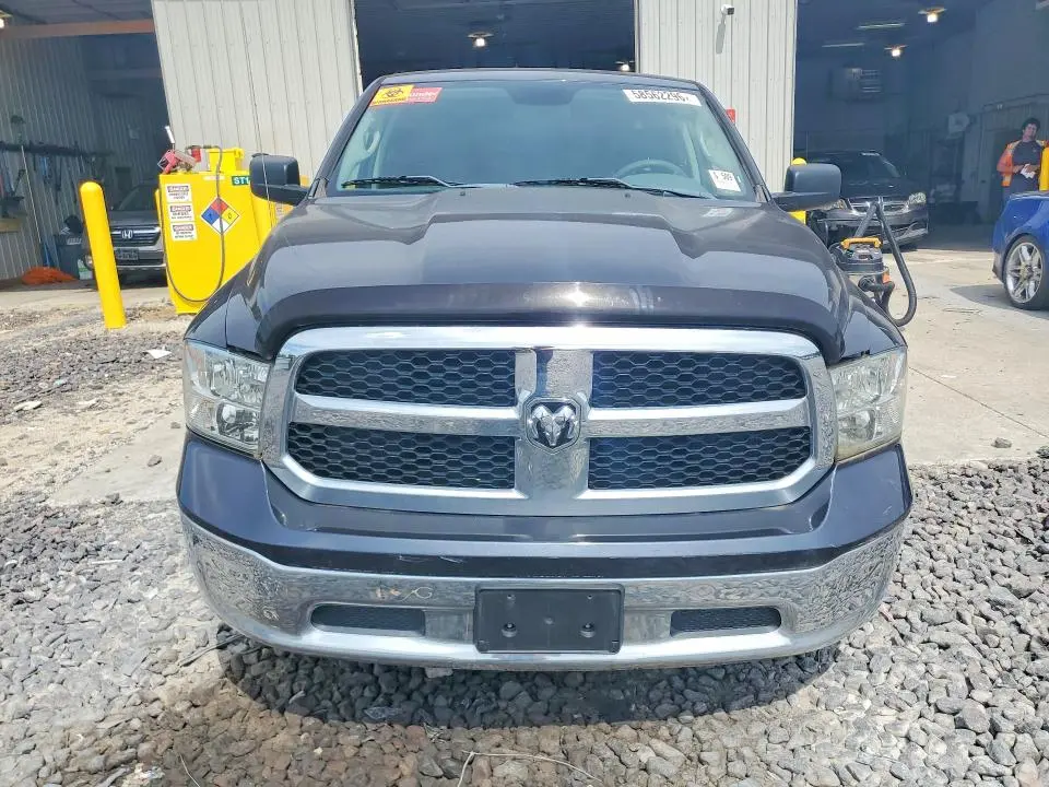 2018 RAM 1500 SLT  
