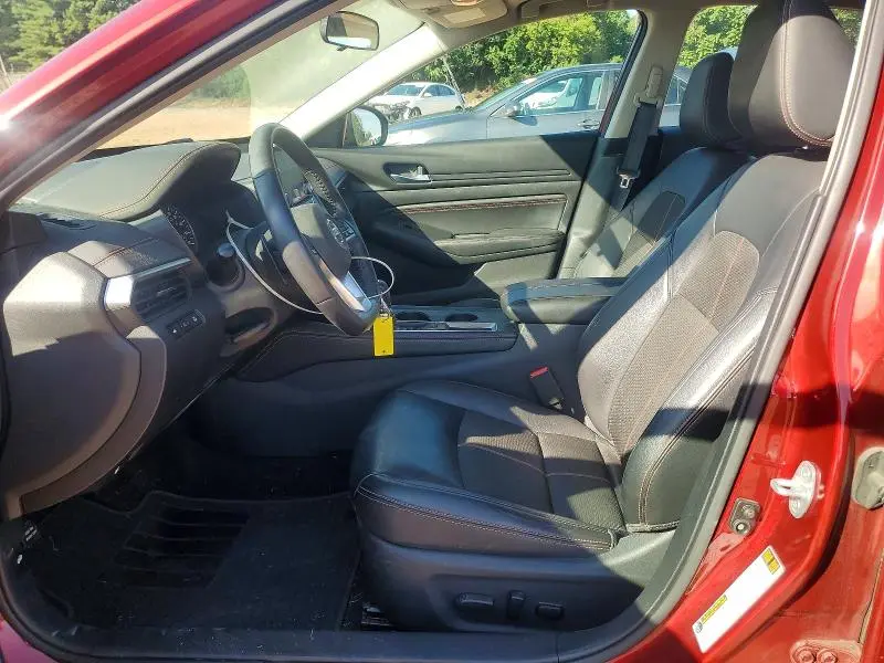 2019 NISSAN ALTIMA SR  