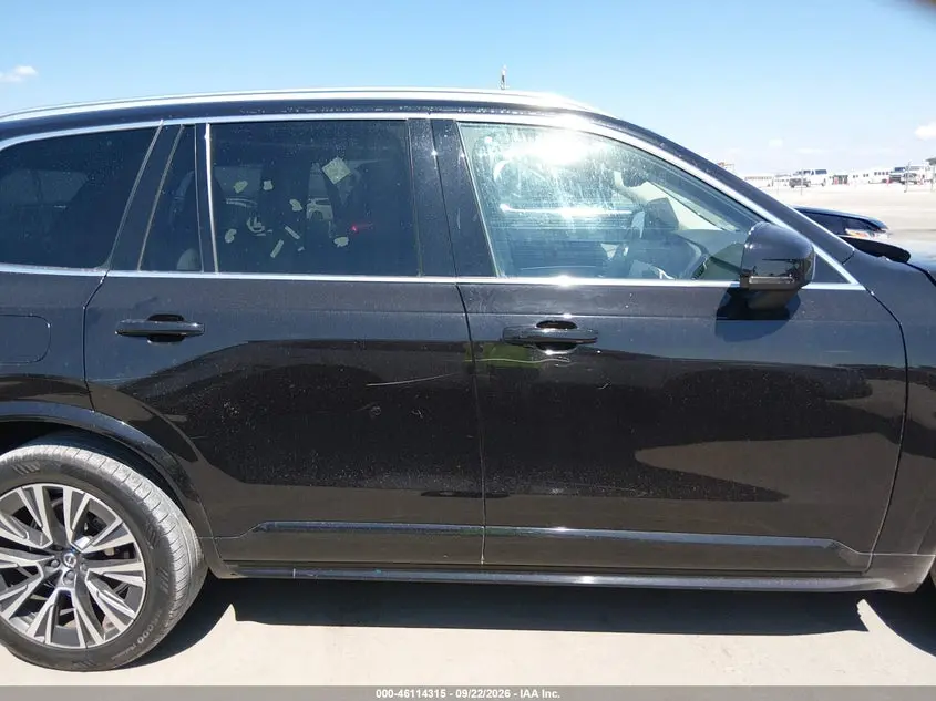 2020 VOLVO XC90 T6 MOMENTUM 7 PASSENGER