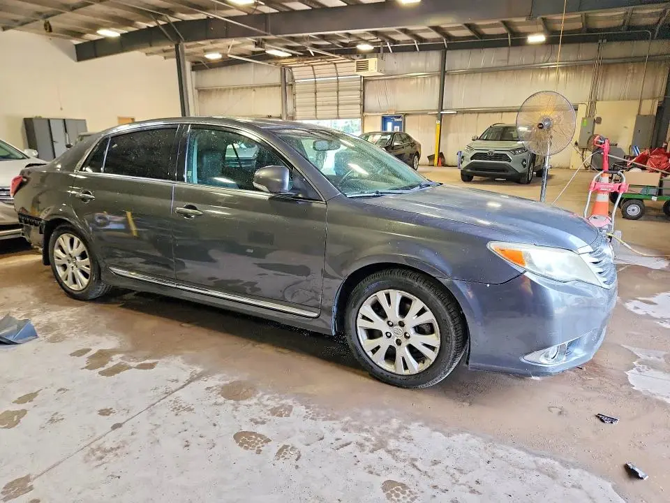 2011 TOYOTA AVALON BASE  