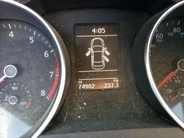 2017 VOLKSWAGEN JETTA SE  