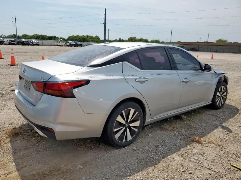 2019 NISSAN ALTIMA SL