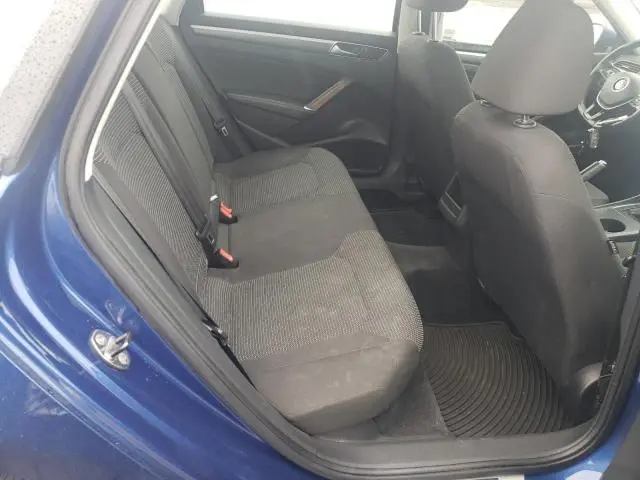 2016 VOLKSWAGEN PASSAT S  