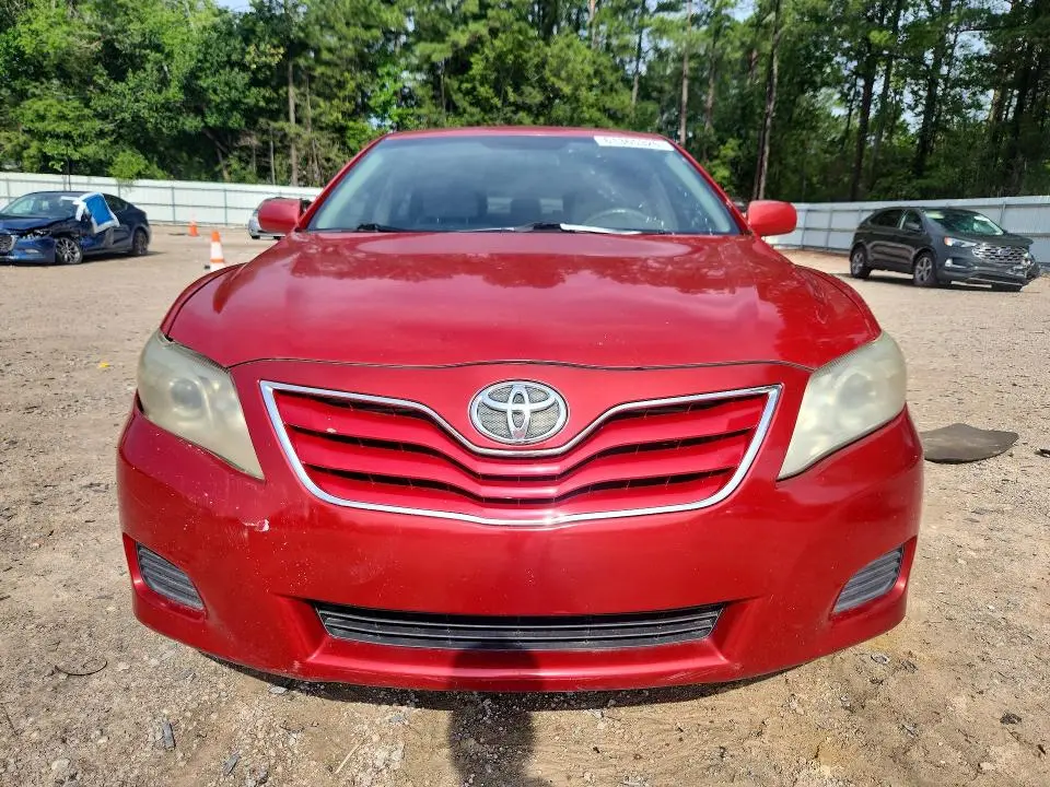 2010 TOYOTA CAMRY LE  