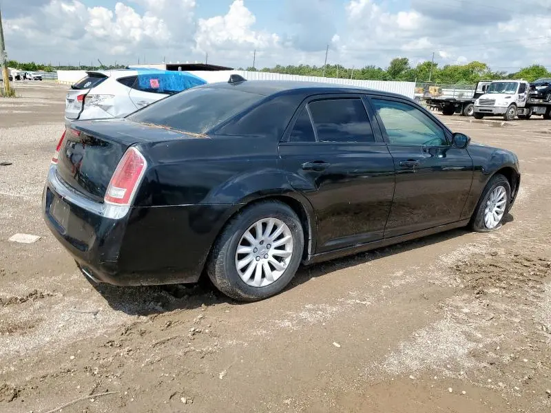 2013 CHRYSLER 300   